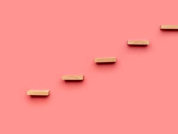 5 pasos hacia el éxito en la adopción de SAP S/4HANA 5 pasos hacia el éxito en la adopción de SAP S/4HANA