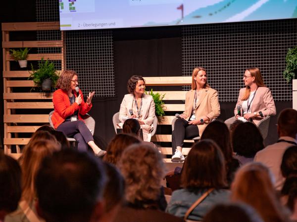 Headerbild Interview Employer Branding Bild Vortrag Copetri Interview Employer Branding