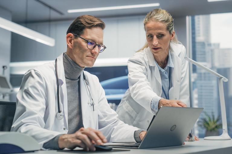 Die richtige Digital Adoption Platform für KIS-Projekte: tts performance suite